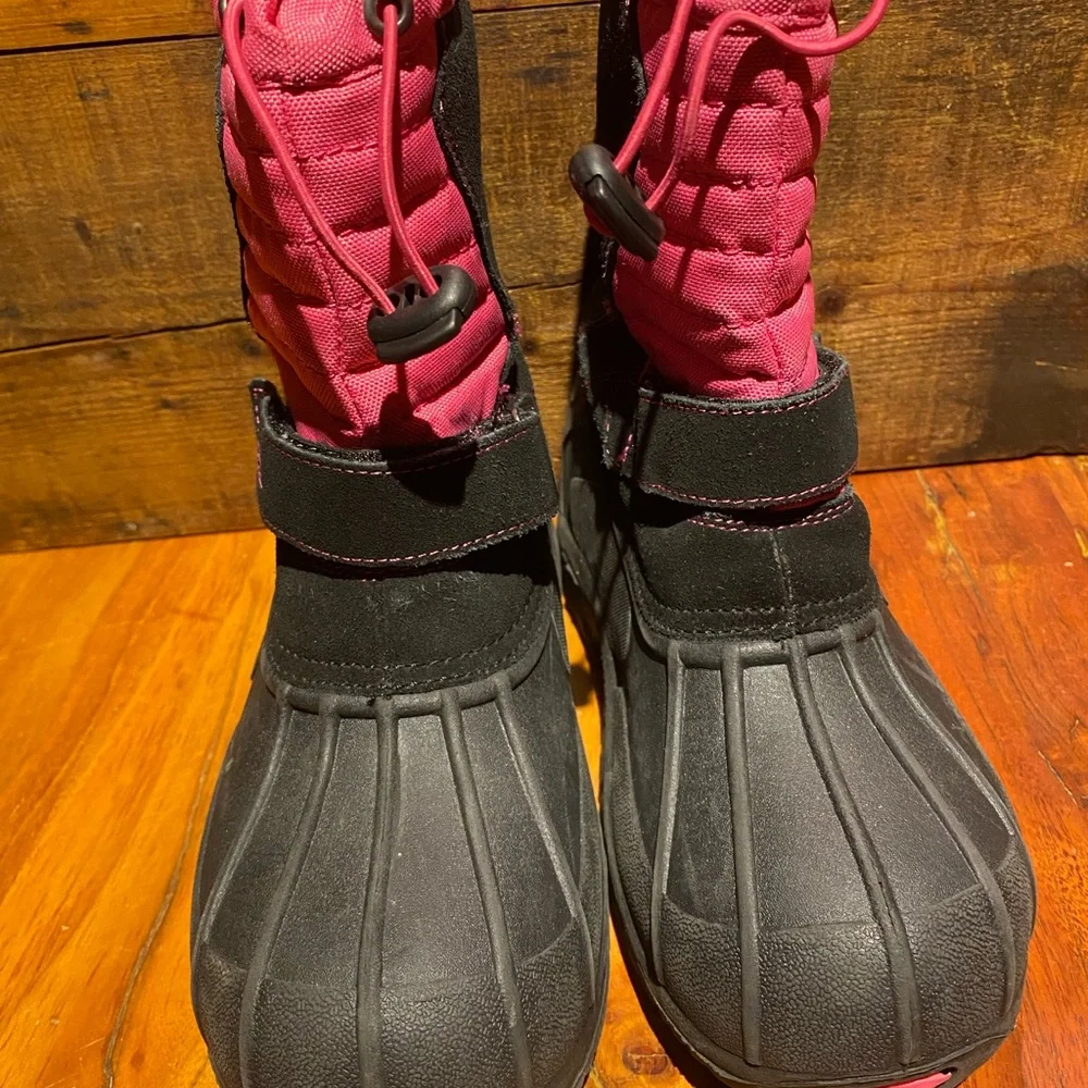 Totes pink/black girls winter boots‎ size 4